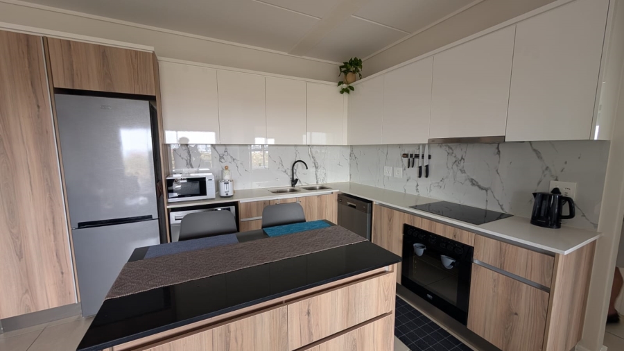 To Let 2 Bedroom Property for Rent in Sandown Western Cape